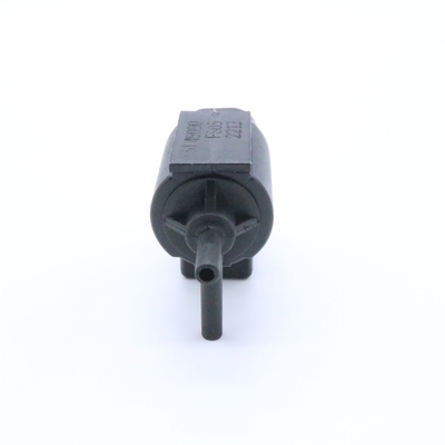 Il solenoide di controllo del riciclo dei gas combusti della valvola di regolazione di vuoto VCV misura Mazda OE K5T49090/K5T49091